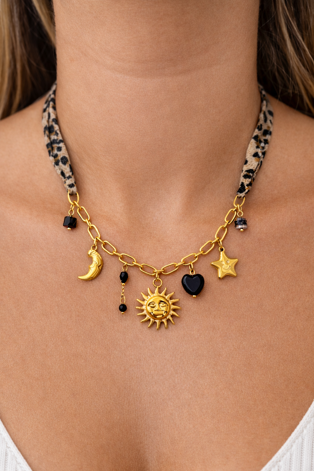 Collier Éclipse Noire